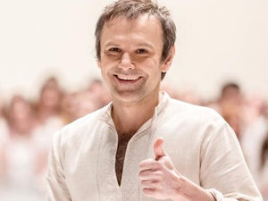 Сегодня лидер «Океану Ельзи» празднует день рождения.