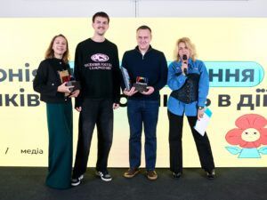 Анна Сєдокова стала дизайнером